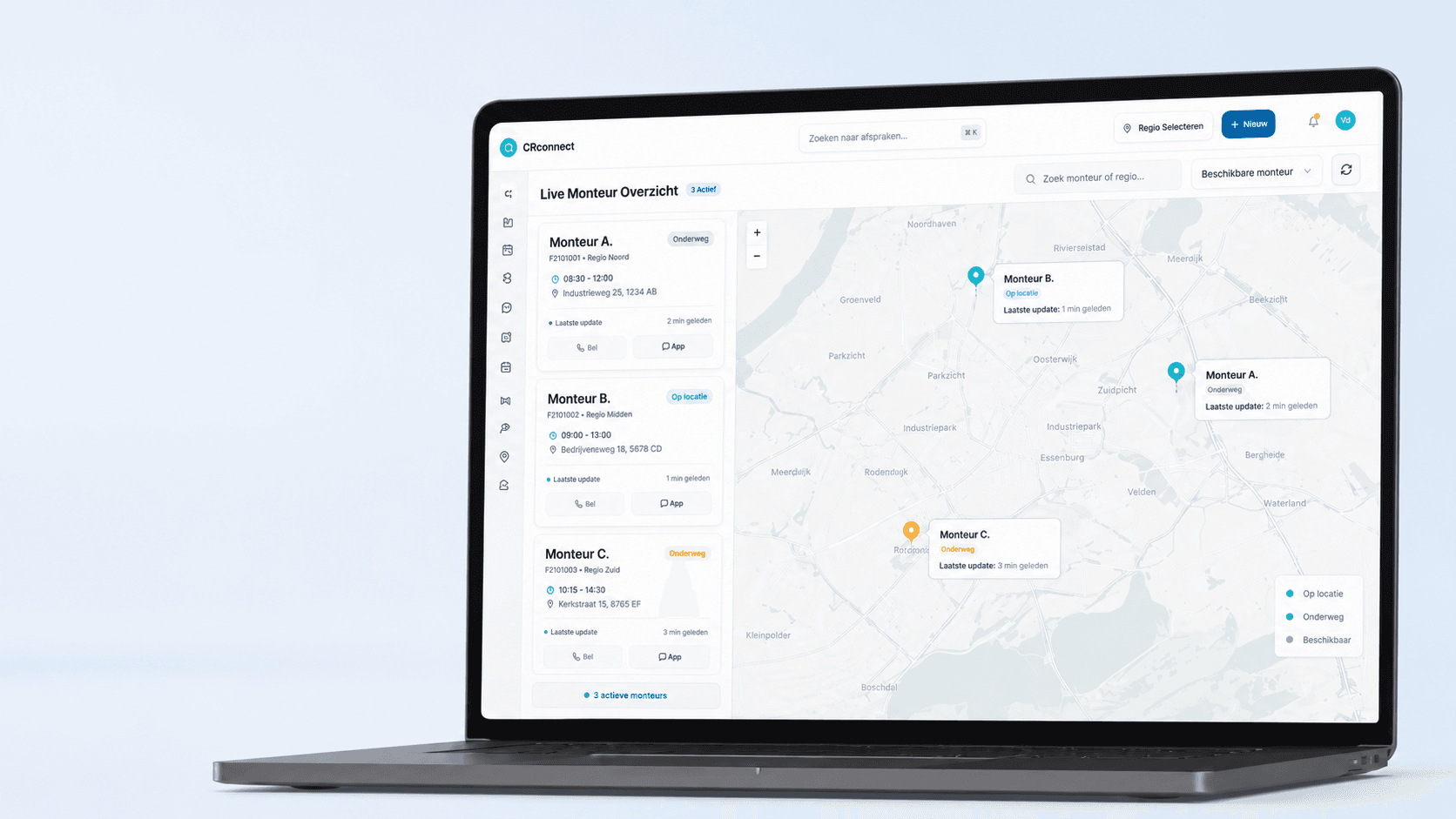 CRconnect Live Monteur Overzicht met een lijst van actieve monteurs links en een kaart met locatiepunten en statuslabels rechts.